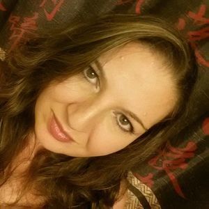 Meet your Posher, Danyelle